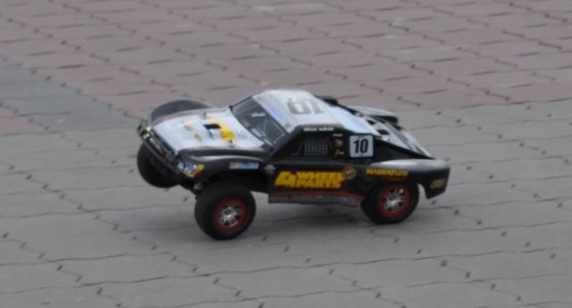 Traxxas Slash 4x4 1 10