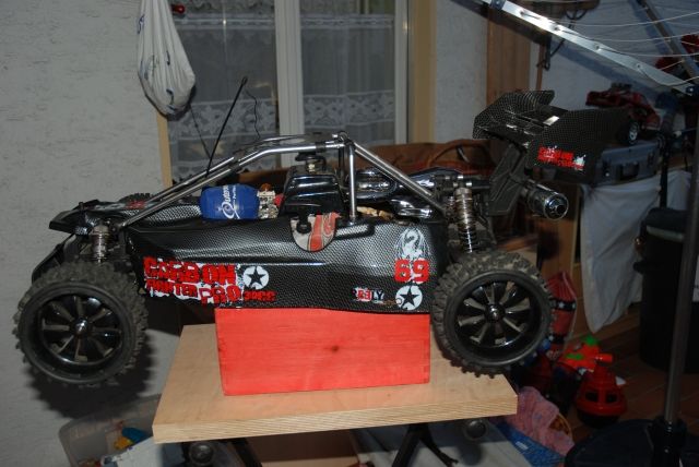 Mein Fighter Pro 2WD aus der Garage